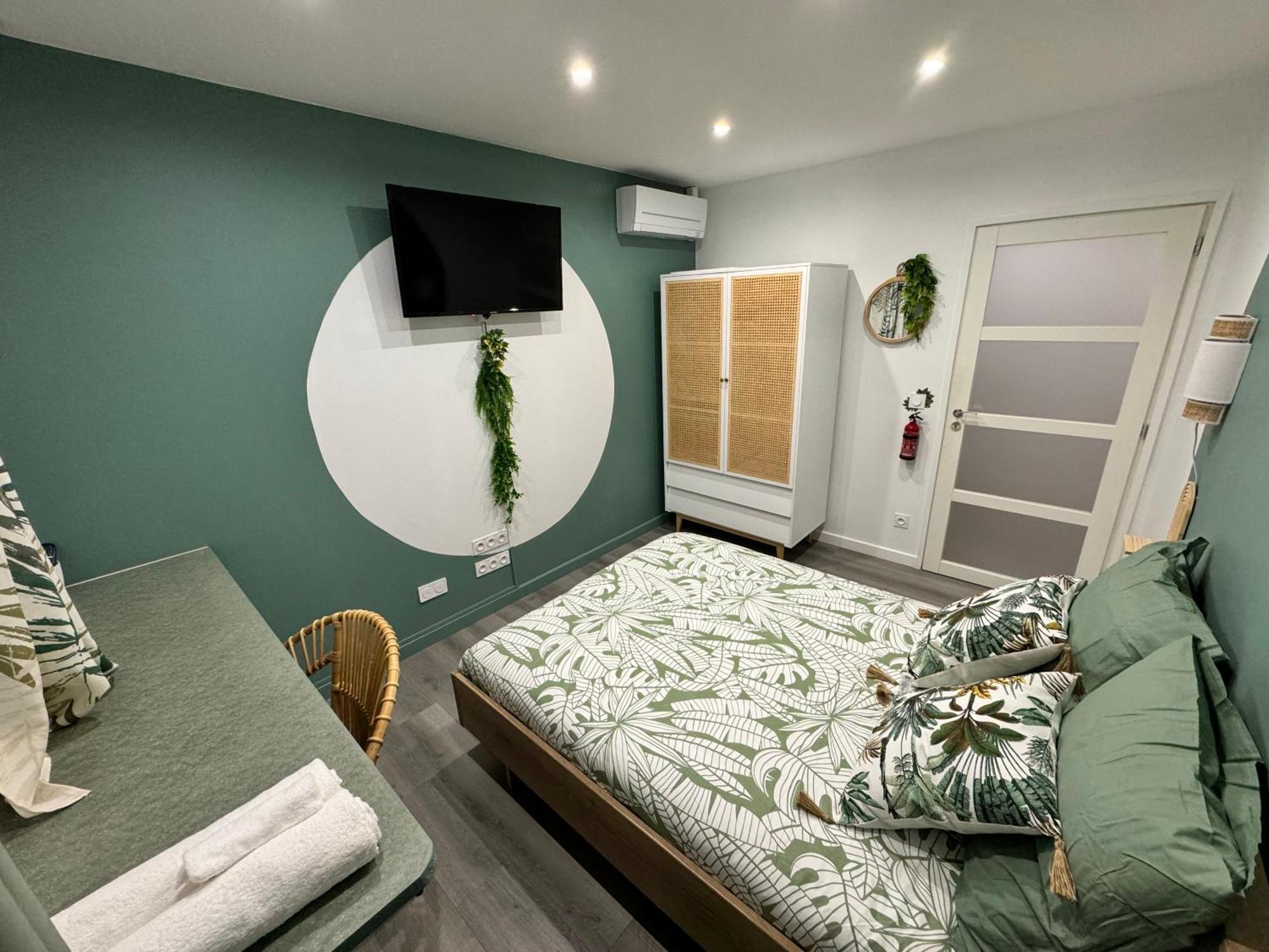 Worldroom Chambre Privee Avec Espace Commun 페르피냥 외부 사진