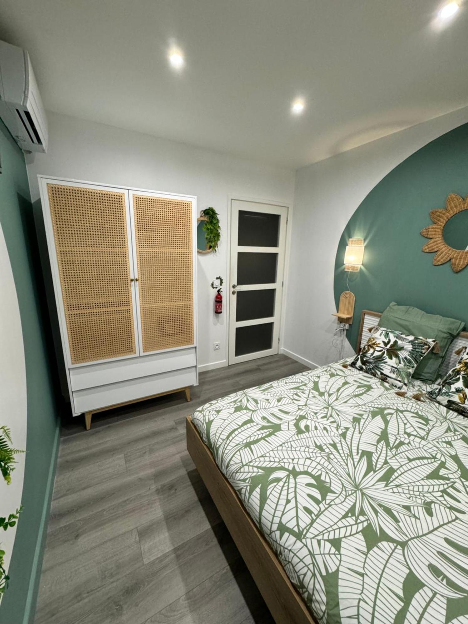 Worldroom Chambre Privee Avec Espace Commun 페르피냥 객실 사진
