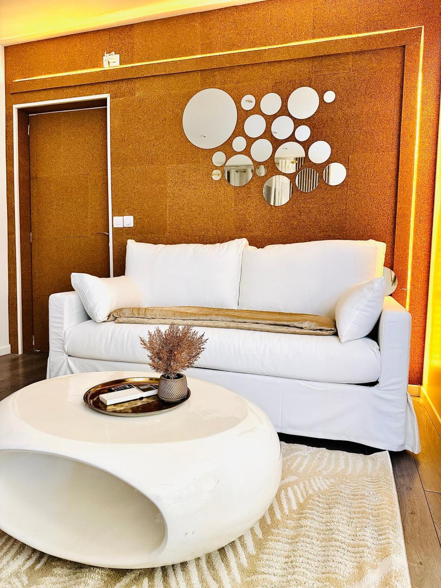 Worldroom Chambre Privee Avec Espace Commun 페르피냥 외부 사진